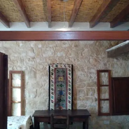 Летний дом Stone House Пафос