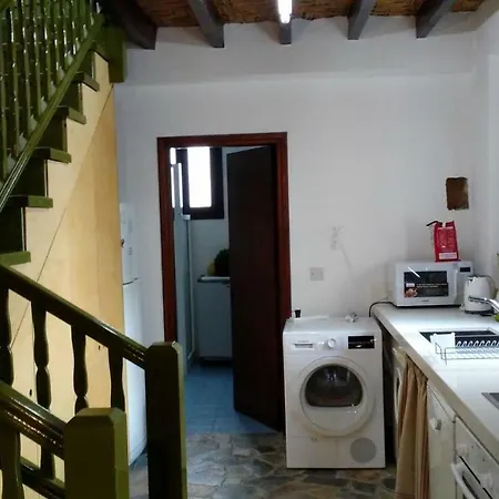 Летний дом Stone House *
